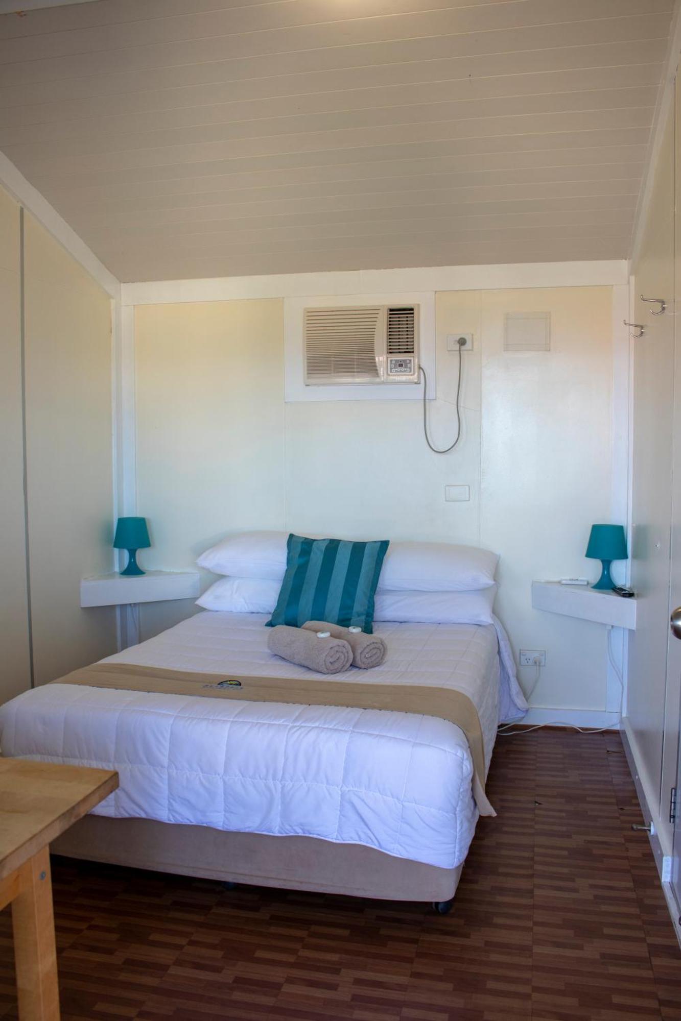 Seaspray Beach Holiday Park Dongara Bilik gambar