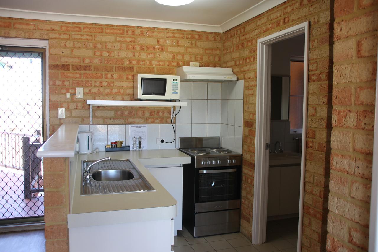 Seaspray Beach Holiday Park Dongara Bilik gambar
